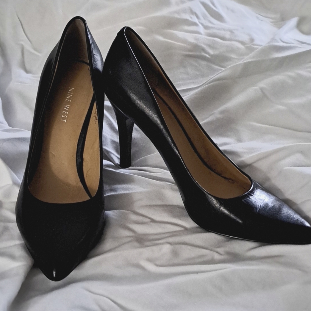 Nine West Gwendle pump